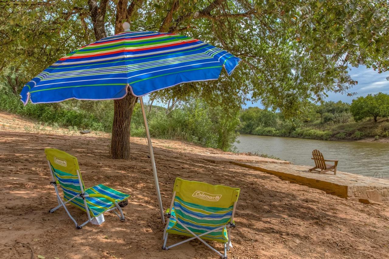 Rest Yourself River Ranch Mineral Wells Exterior photo