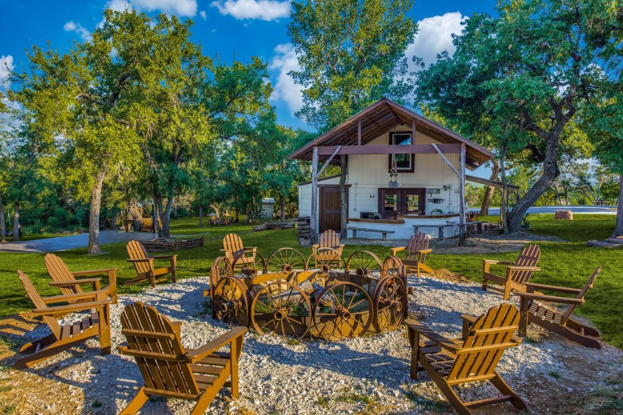 Rest Yourself River Ranch Mineral Wells Exterior photo